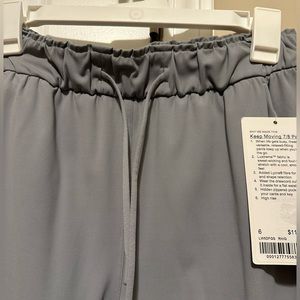 Size 6 Keep Moving 7/8 Pants Lululemon